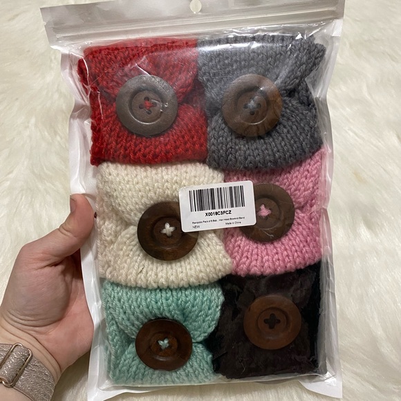 6 Pack of Winter Knit Baby Headbands With Buttons - Picture 2 of 6